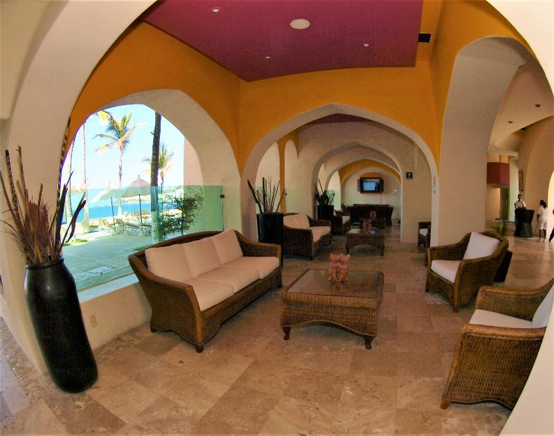 Camino Real Manzanillo Hotel ภายนอก รูปภาพ