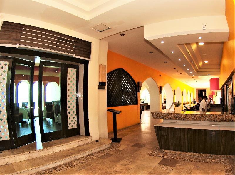 Camino Real Manzanillo Hotel ภายนอก รูปภาพ